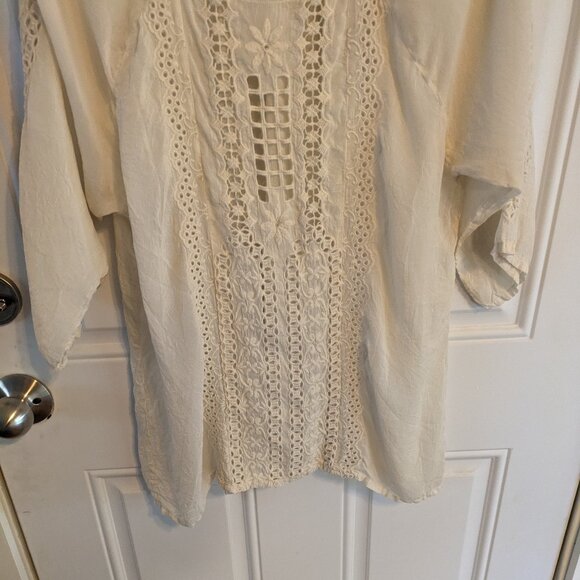 Johnny Was Collection "Liya" Georgette Tunic Blouse Embroidery Eyelet Sz Medium - Picture 3 of 13
